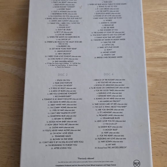 Elvis Presley Platinum - A Life In Music - Picture 2 of 8